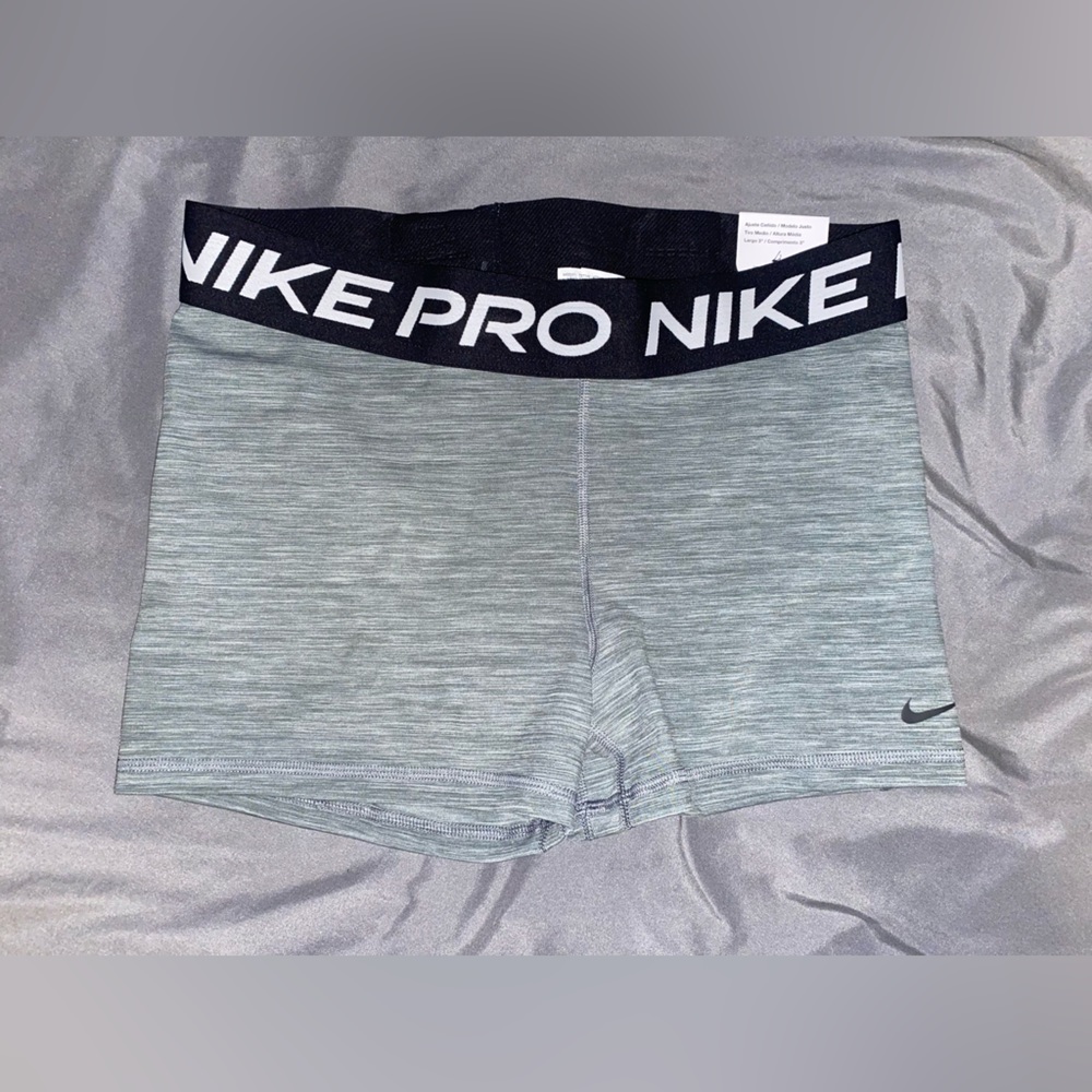 Nike spandex